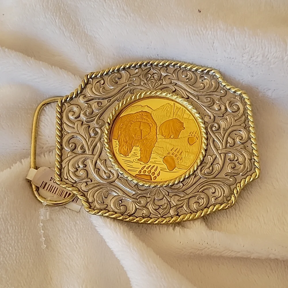 Alaska Mint Belt Buckle With Bear Tracks Coin
